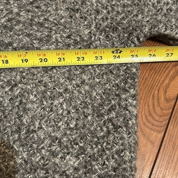 J. Ing sweater - Picture 3 of 5